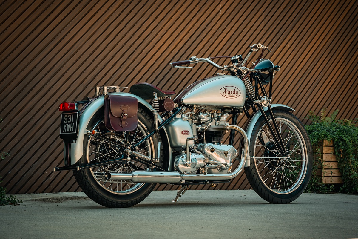 Miraki R nineT Angle